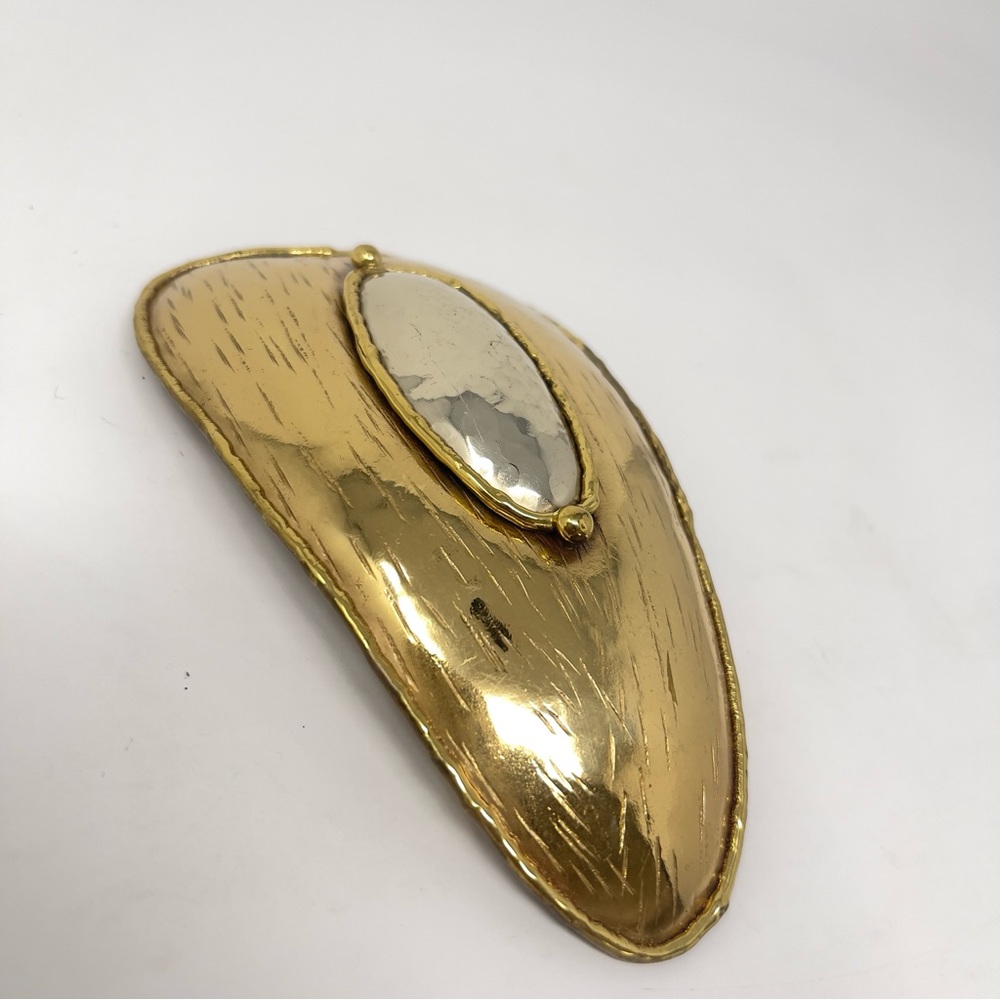 Vintage Gold Abstract Belt Buckle Hammered, Silver Center Statement - Picture 6 of 7